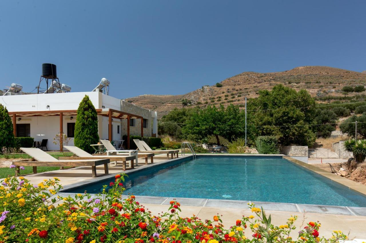 Agarathos Traditional Rooms - Pool - Kaliviani -On The Road To Balos Exteriér fotografie