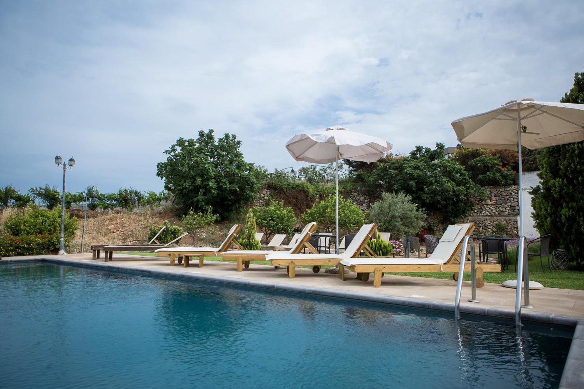 Agarathos Traditional Rooms - Pool - Kaliviani -On The Road To Balos Exteriér fotografie