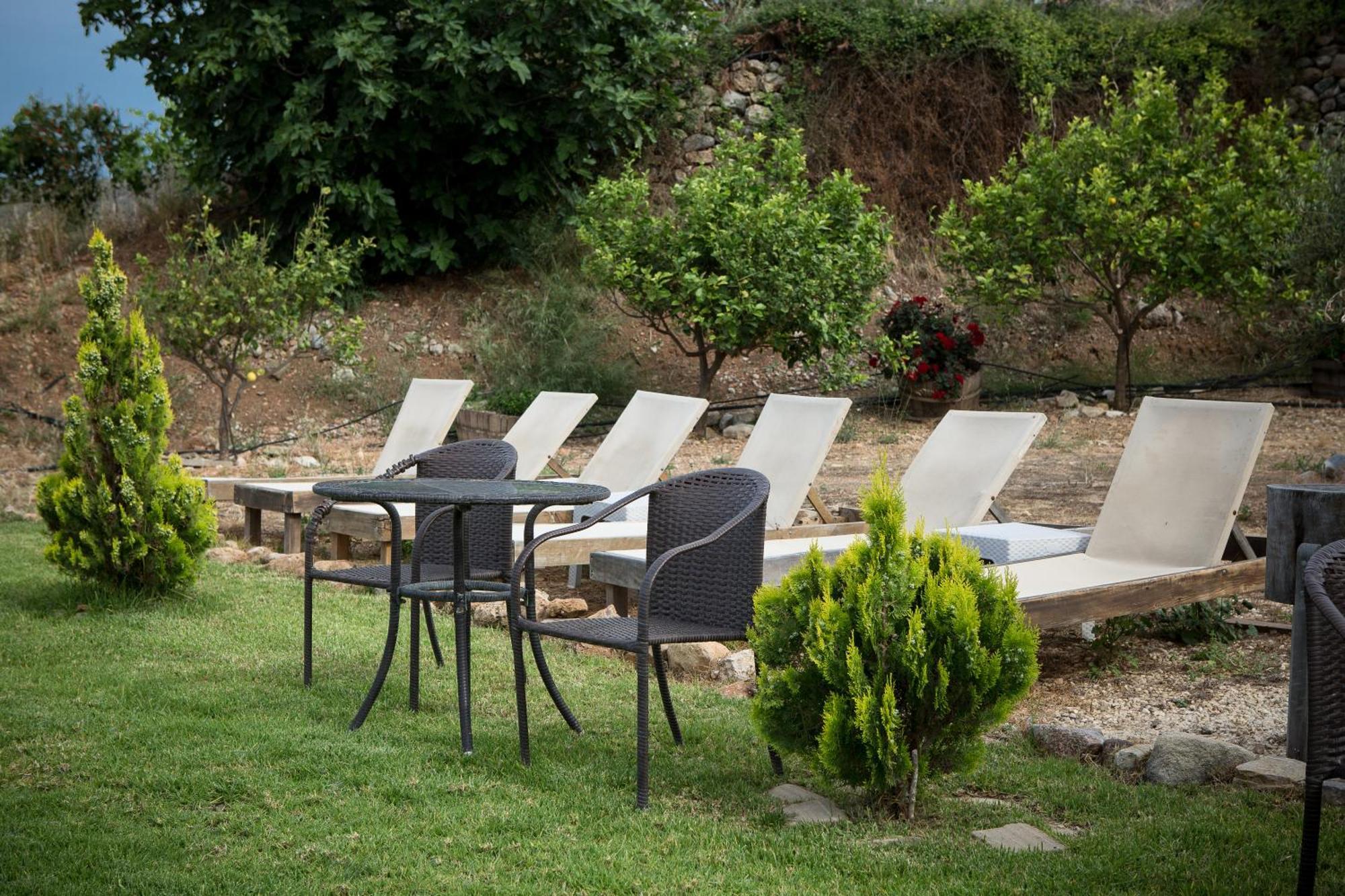 Agarathos Traditional Rooms - Pool - Kaliviani -On The Road To Balos Exteriér fotografie