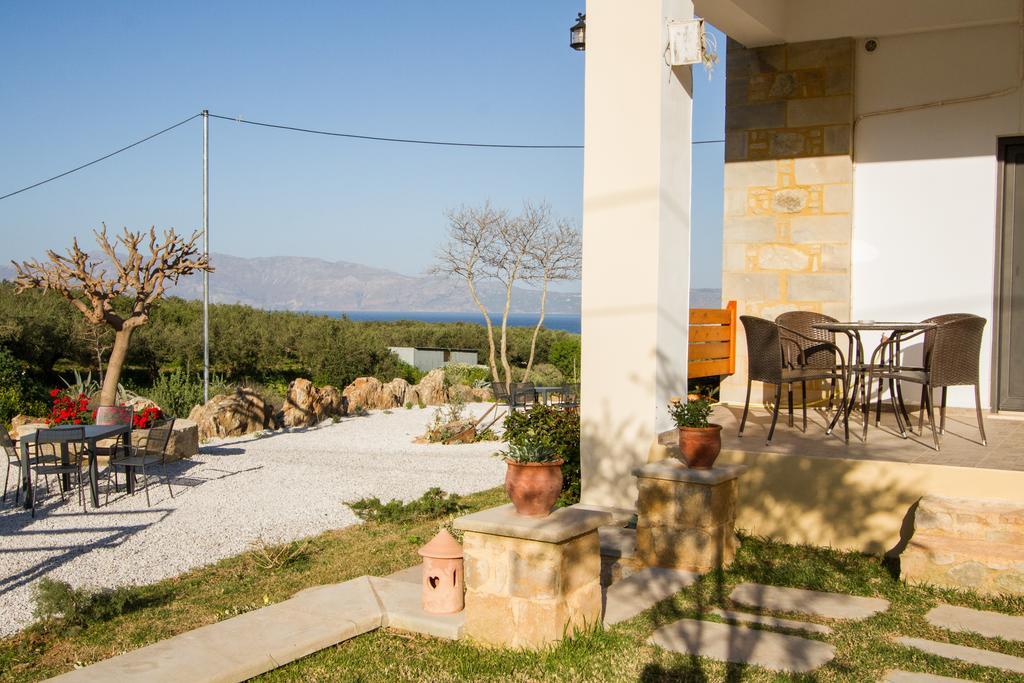 Agarathos Traditional Rooms - Pool - Kaliviani -On The Road To Balos Exteriér fotografie